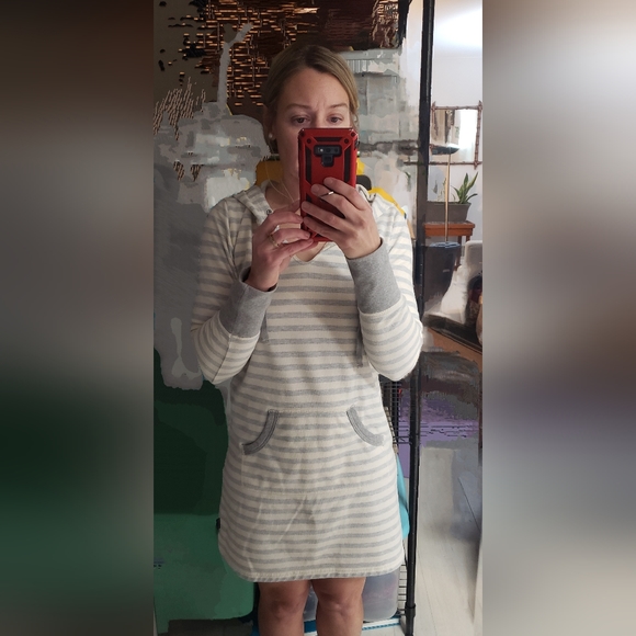 Patagonia Ahnya Hoodie Dress Long Sleeve Striped Women’s Size Small - Picture 8 of 9